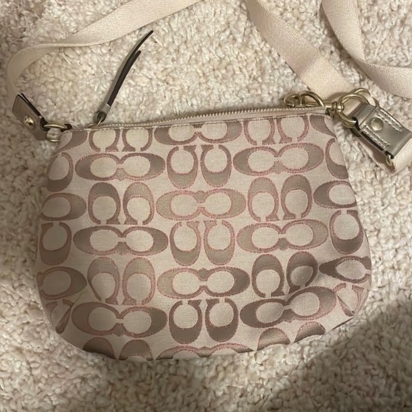 Coach Signature Logo Crossbody Bag - Picture 2 of 4